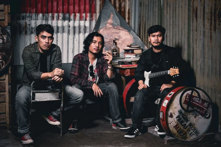 Raw Theory Photo Landscape #1