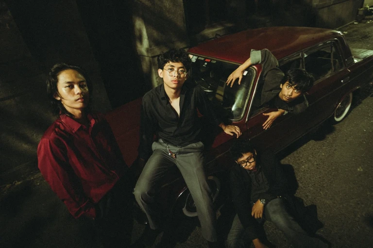 photo by The Wavings