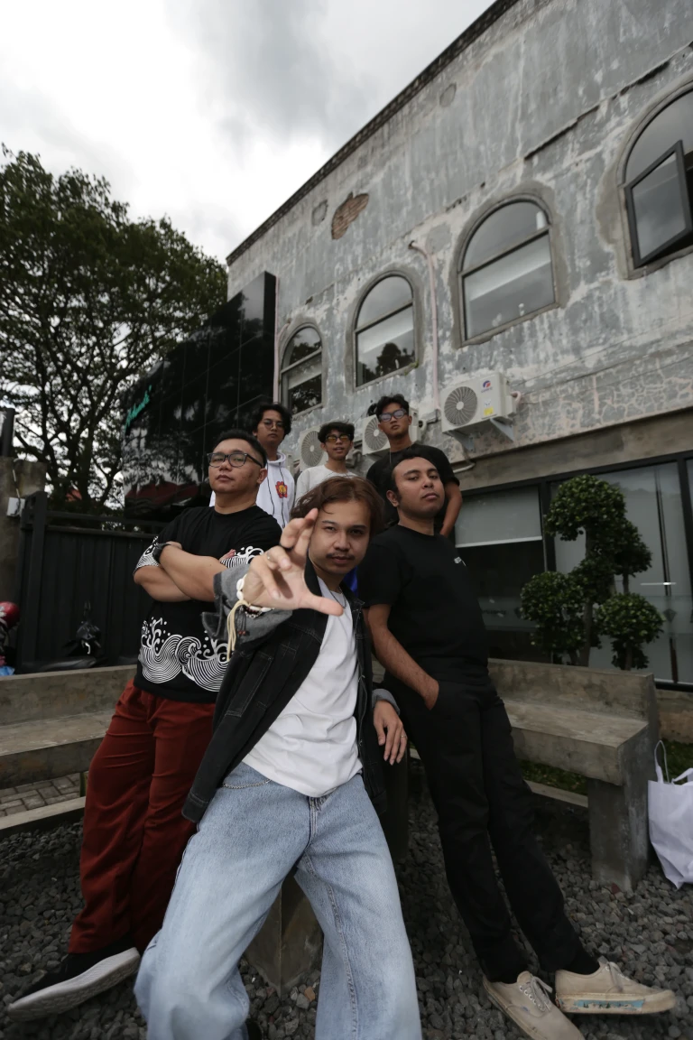 photo by Dimas (@midjourneyy_)