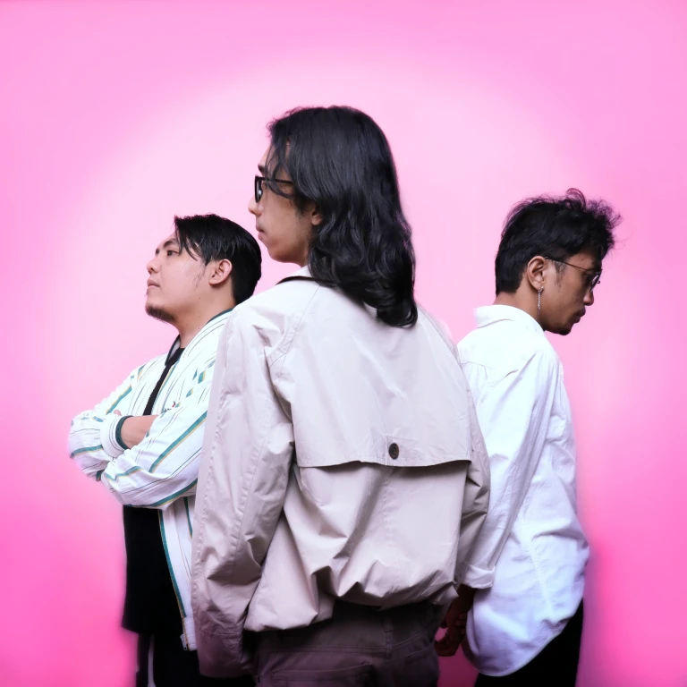 photo by One More Light